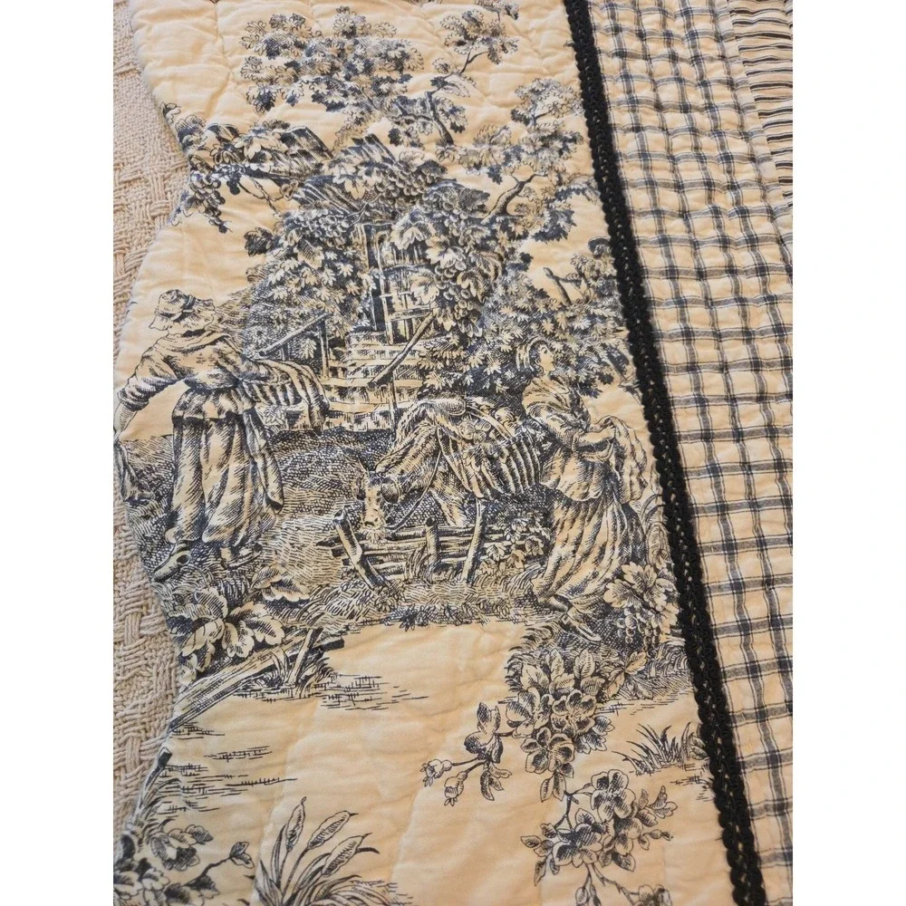 Blue Waverly Wellington French Toile Patchwork Quilt Handmade Scalloped TWIN‎